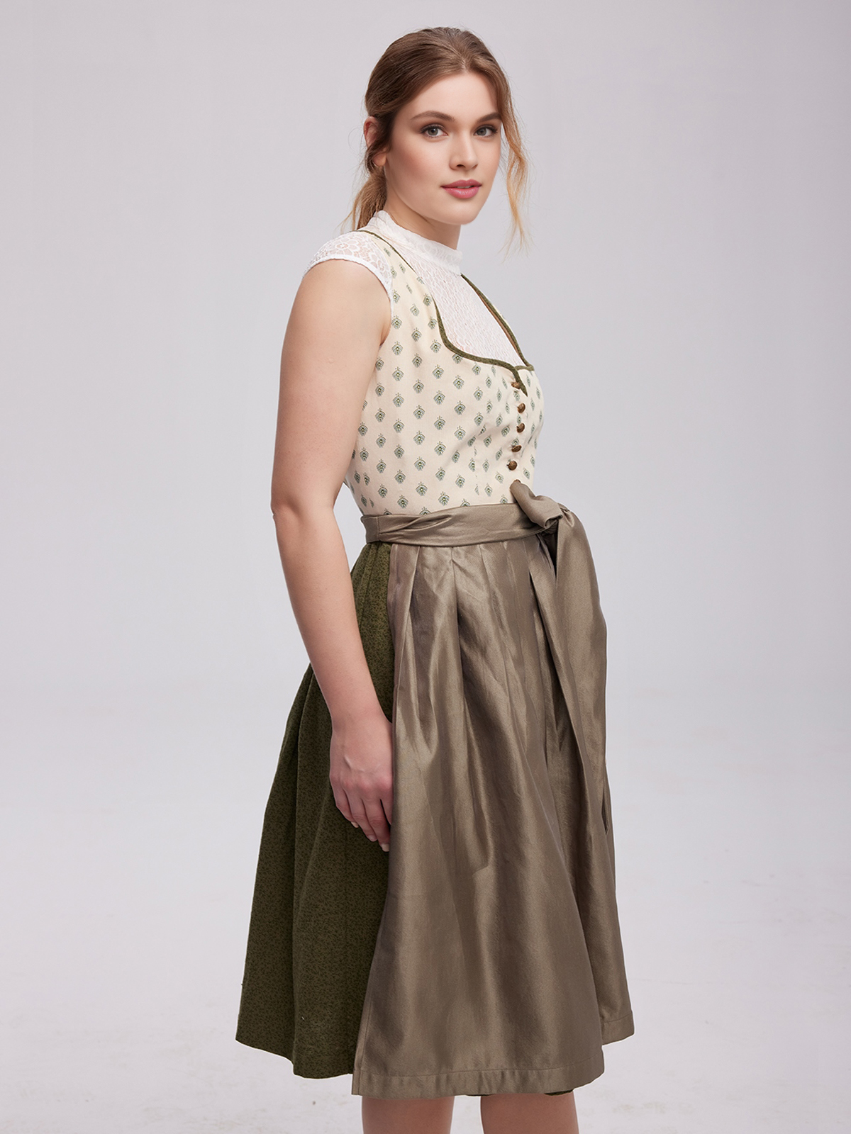 Dirndl Samt Beige in Gelb