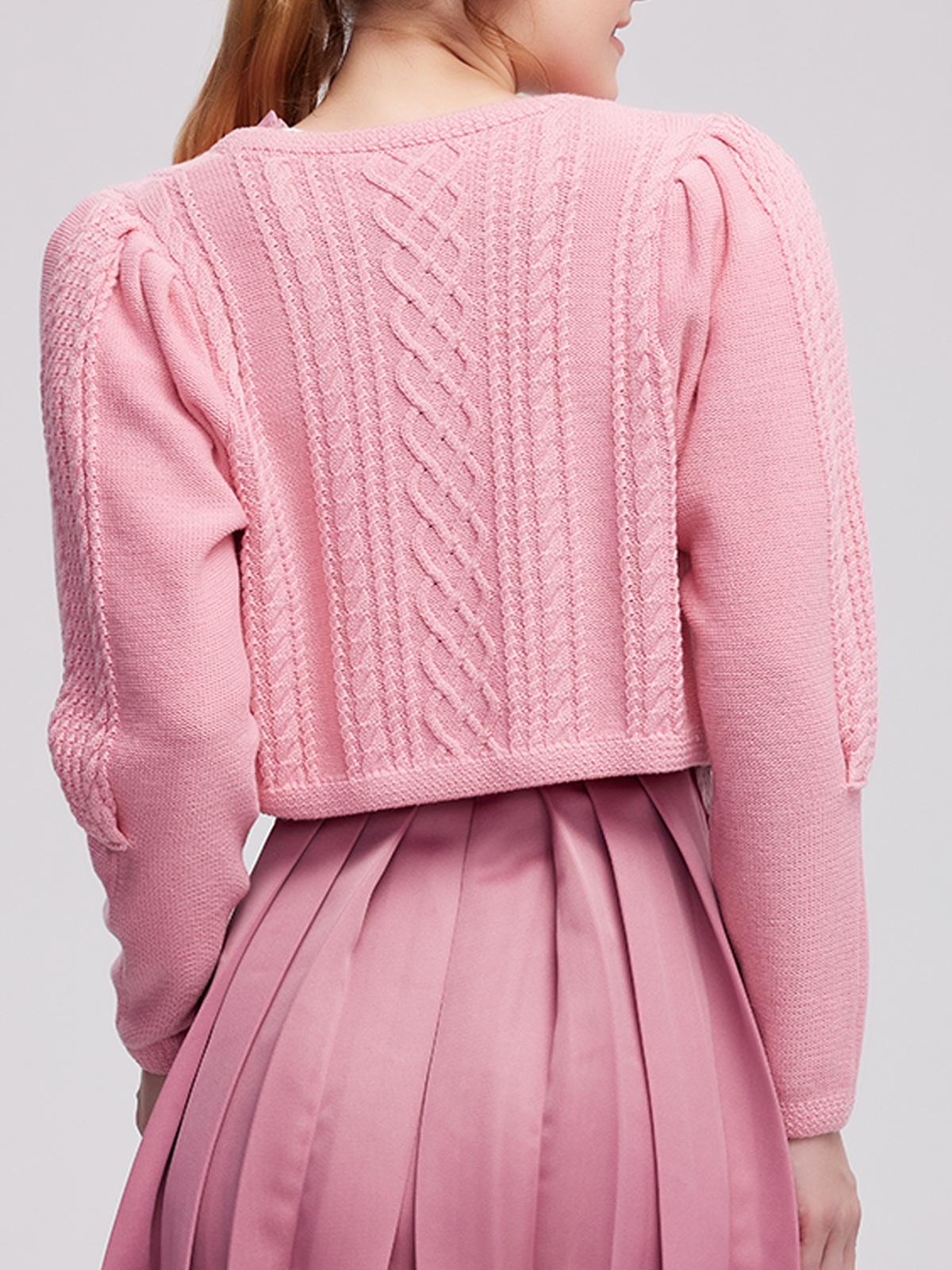 Dirndl 2024 in Rosa mit Spitzenverzierung